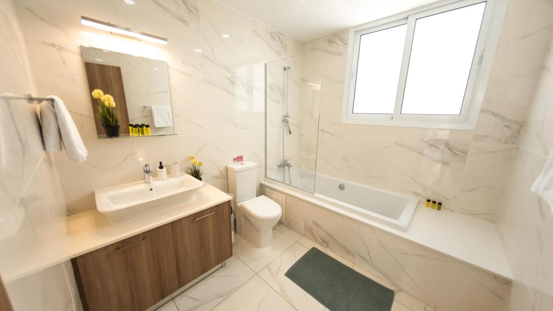Saturn Villa 라르나카